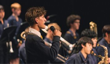Vocalist for the Big Band
